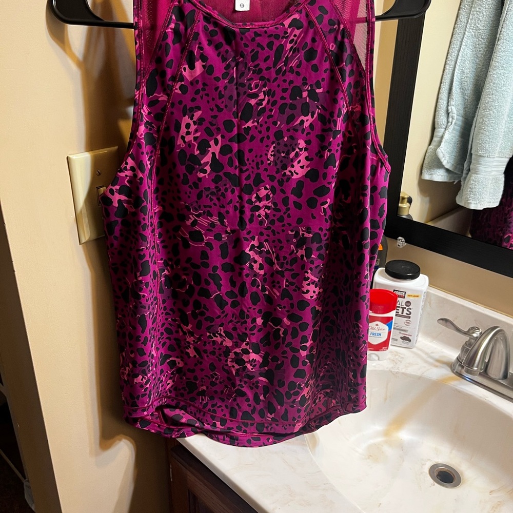 Lululemon Pink/Purple Leopard Print Top